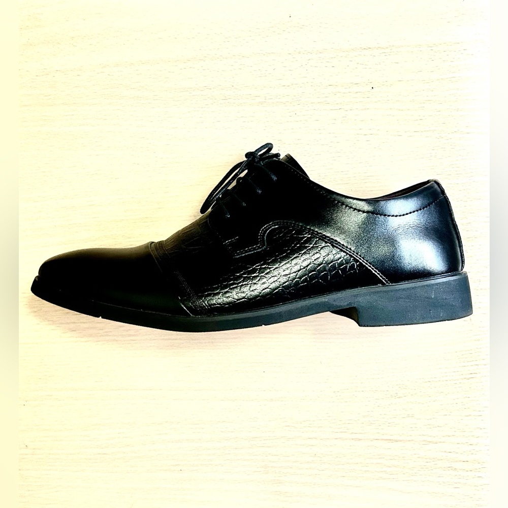 FAUX Leather shoes with crocodile style texture size 43 - Picture 4 of 7